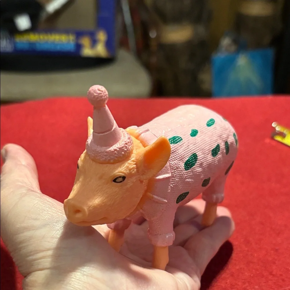 Charming Pink Pig Cake Topper